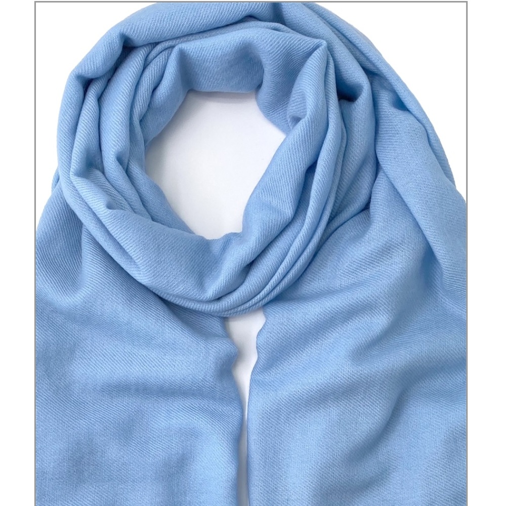 NWT Light Ice Blue Cashmere Scarf Foulard Pashmina fringe wrap w zipper dust bag - Picture 7 of 15